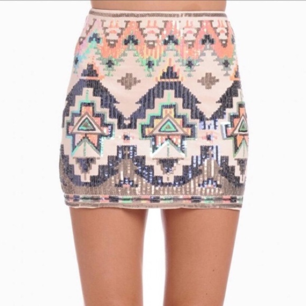 💎3/25 New Express Aztec Sequin Mini Skirt Size XS